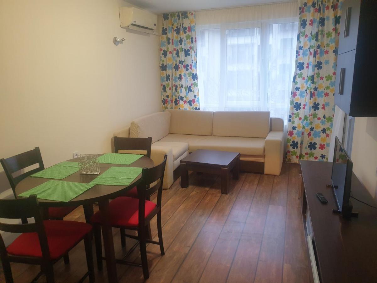 Sunny Apartment Burgas Esterno foto