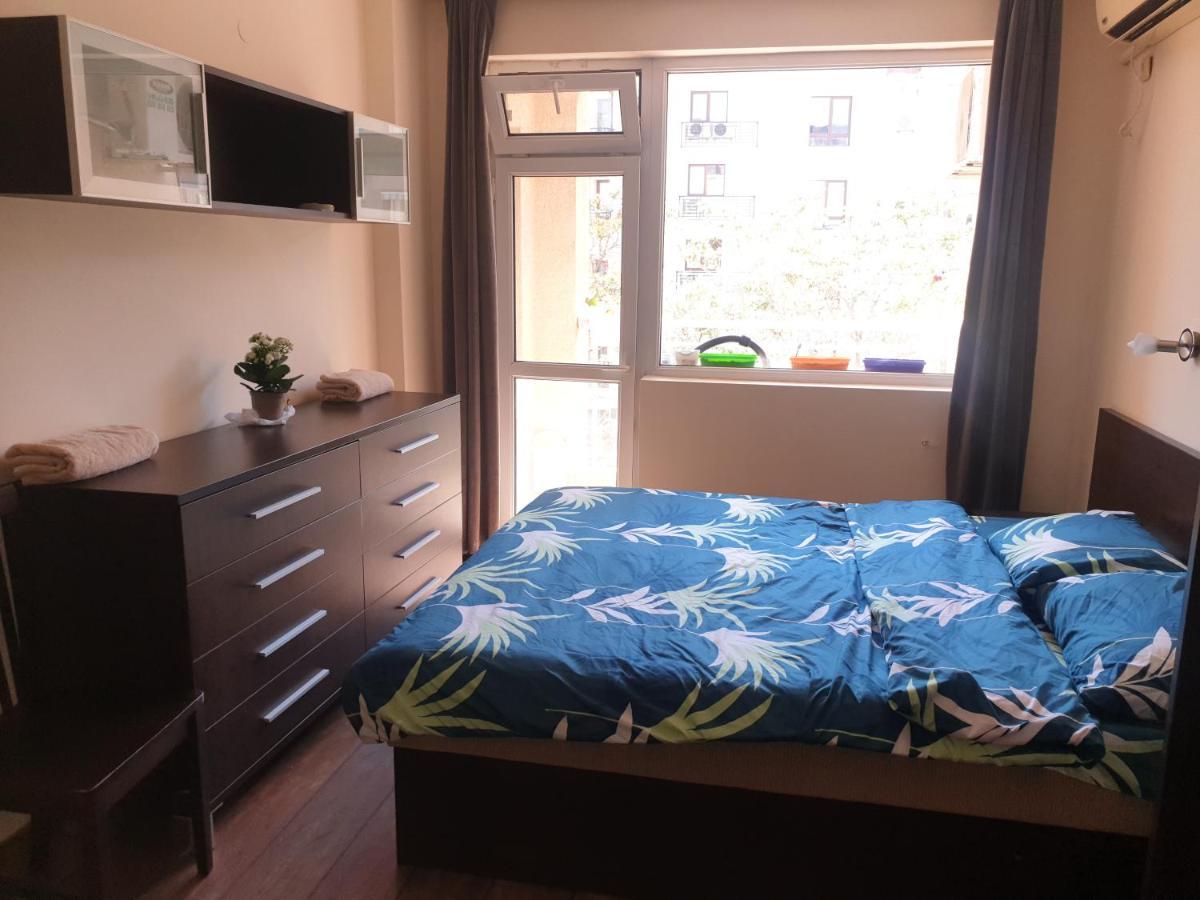 Sunny Apartment Burgas Esterno foto